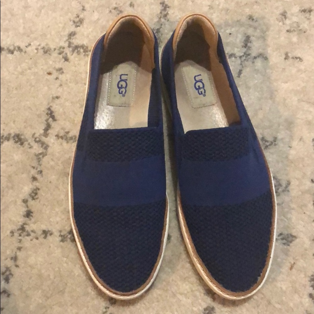 EUC UGG “Sammy” slip on sneakers